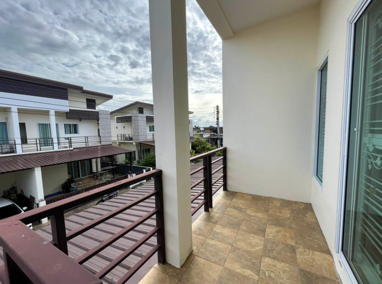 Duplex Townhouse For Rent Or Sale In Sankamphaeng - PC-SANK001