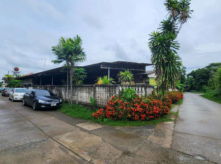 Warehouse For Sale-Off The Super Highway In Chiang Mai - PC-MCM011