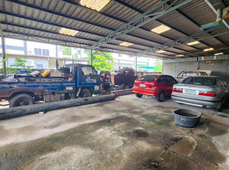 Warehouse For Sale-Off The Super Highway In Chiang Mai - PC-MCM011