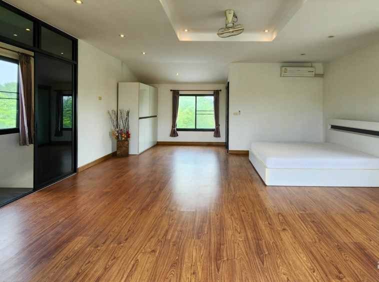 Commercial PropertyWelness Center For Sale Or Lease In Nam Phrae, Hang-Dong. Chiang Mai - PC-HD010