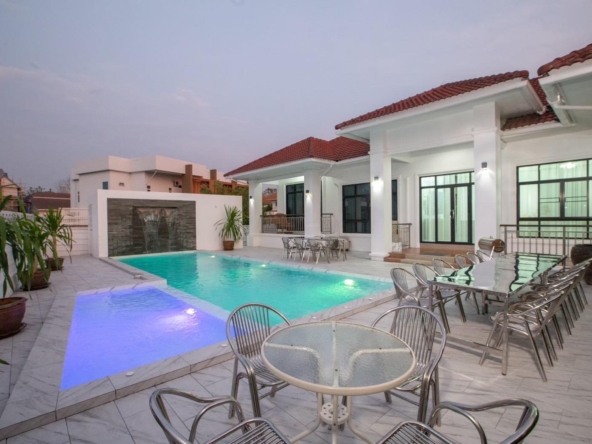 Pool Villa In Pimuk Village 3 For Sale-IRE-IREPVS008