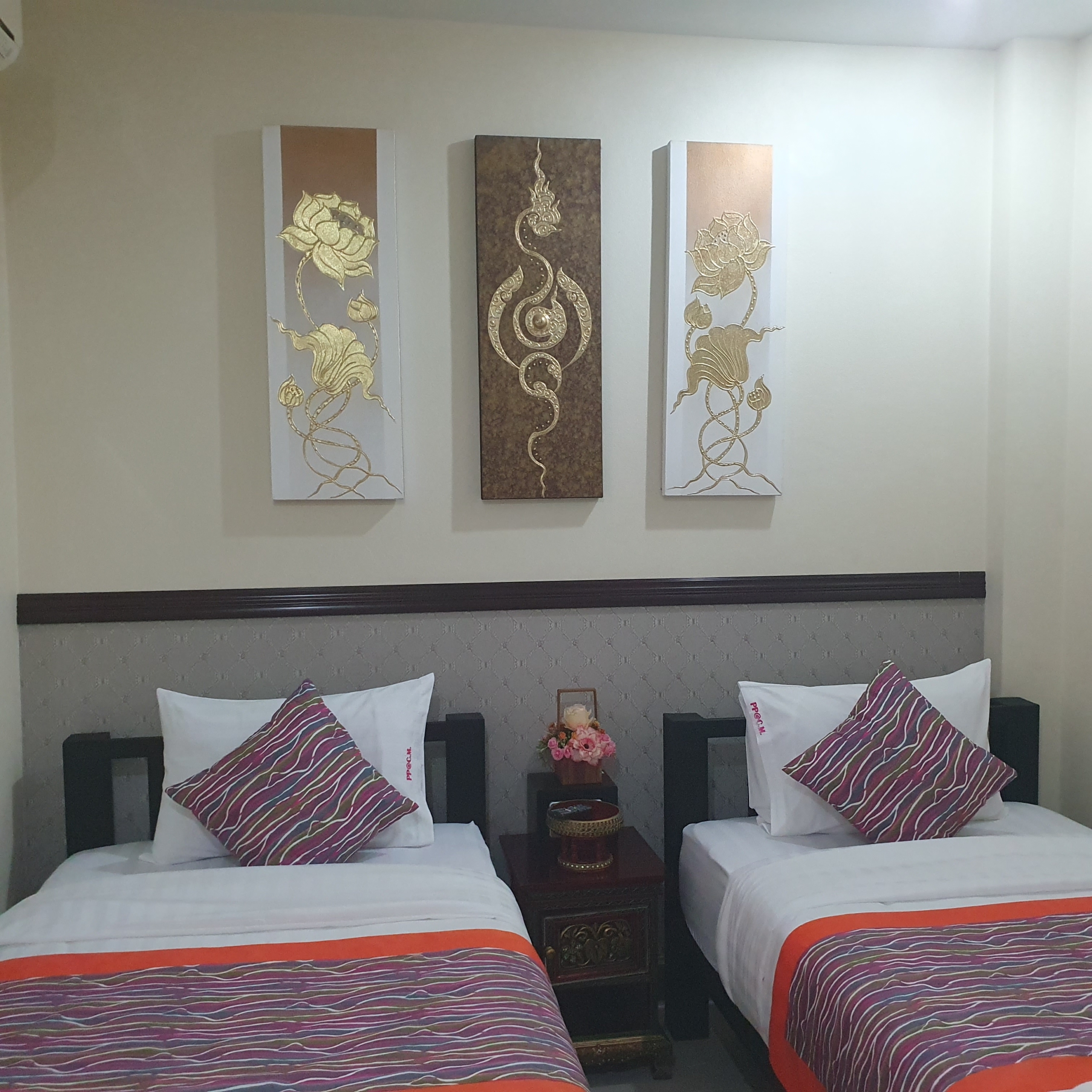 Comfortable Hotel For Sale in Chiang Mai