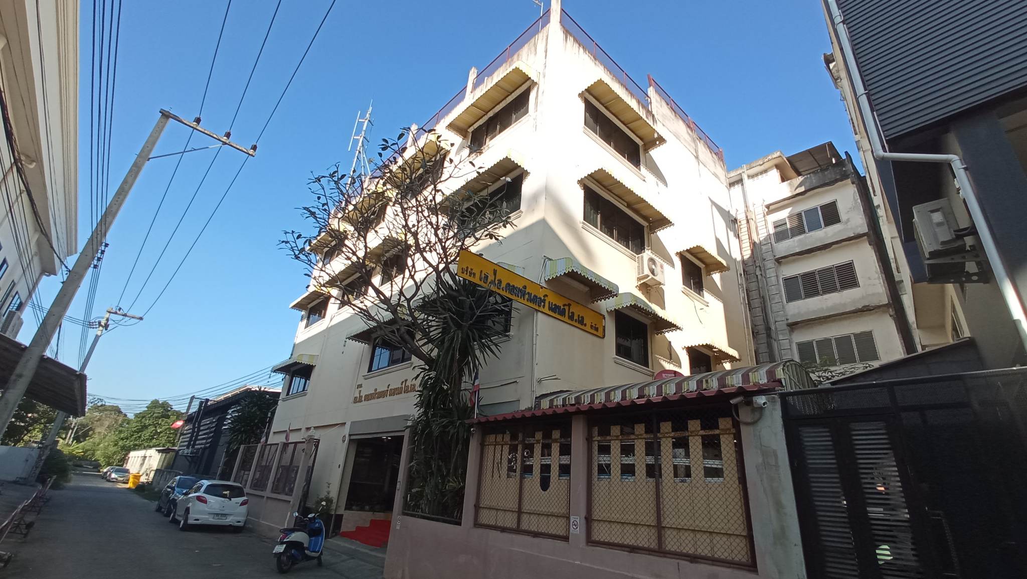 Office Building Complex | 672 Sqm Space | Investment Opportunity-CMP-75