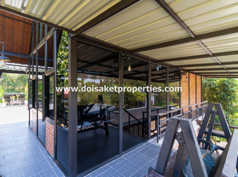 Doi Saket-DSP-(HS365-06) Beautifully-Designed 4-Bedroom Modern Home with 2-Bedroom Guest House for Sale in Luang Nuea