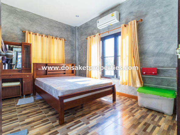 Doi Saket-DSP-(HS365-06) Beautifully-Designed 4-Bedroom Modern Home with 2-Bedroom Guest House for Sale in Luang Nuea