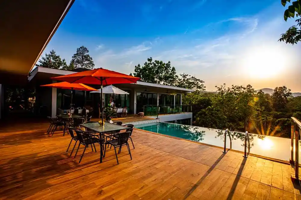 Luxury 5 Bedroom Villa for Sale in Nam Phrae