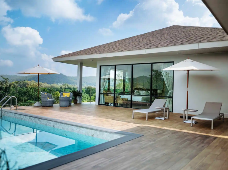 Luxury 5 Bedroom Villa for Sale in Nam Phrae