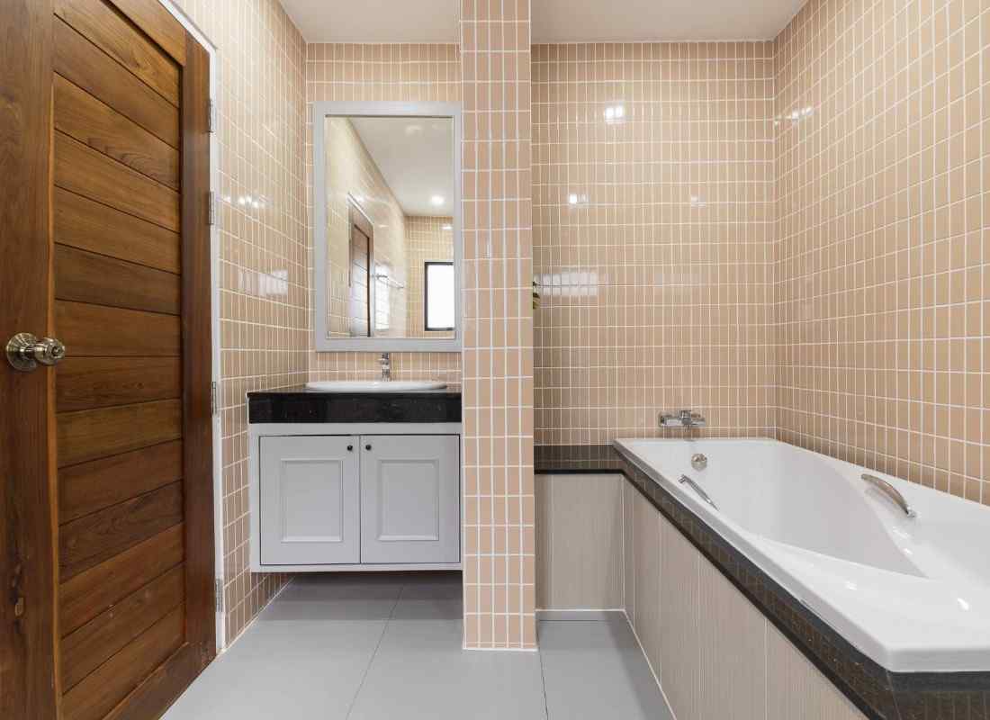 4 Bath in San Kamphaeng - 6.39M THB-CMP-337