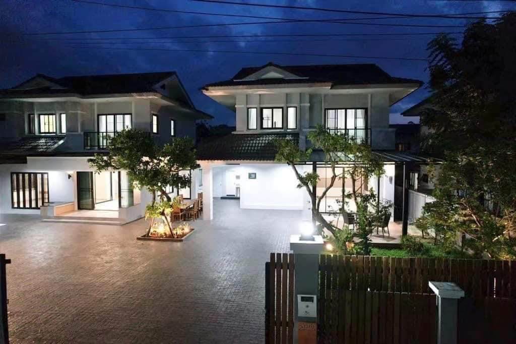 Spacious 7BR Twin House for Sale in Chiang Mai - Reduced Price-CMP-41