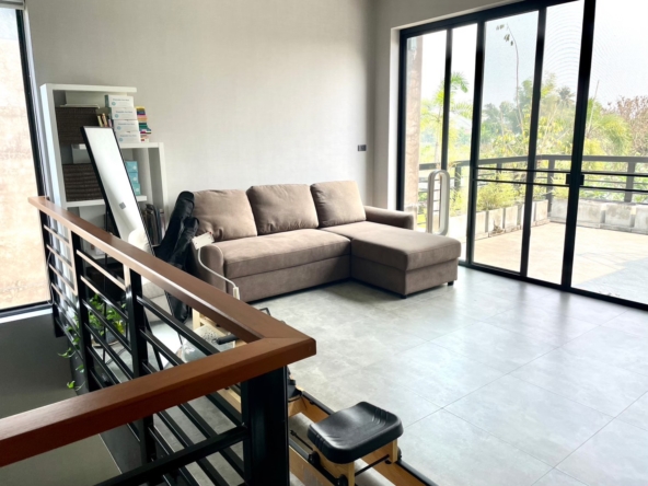 Luxury 3-BR Pool Villa for sale in San Phak Wan