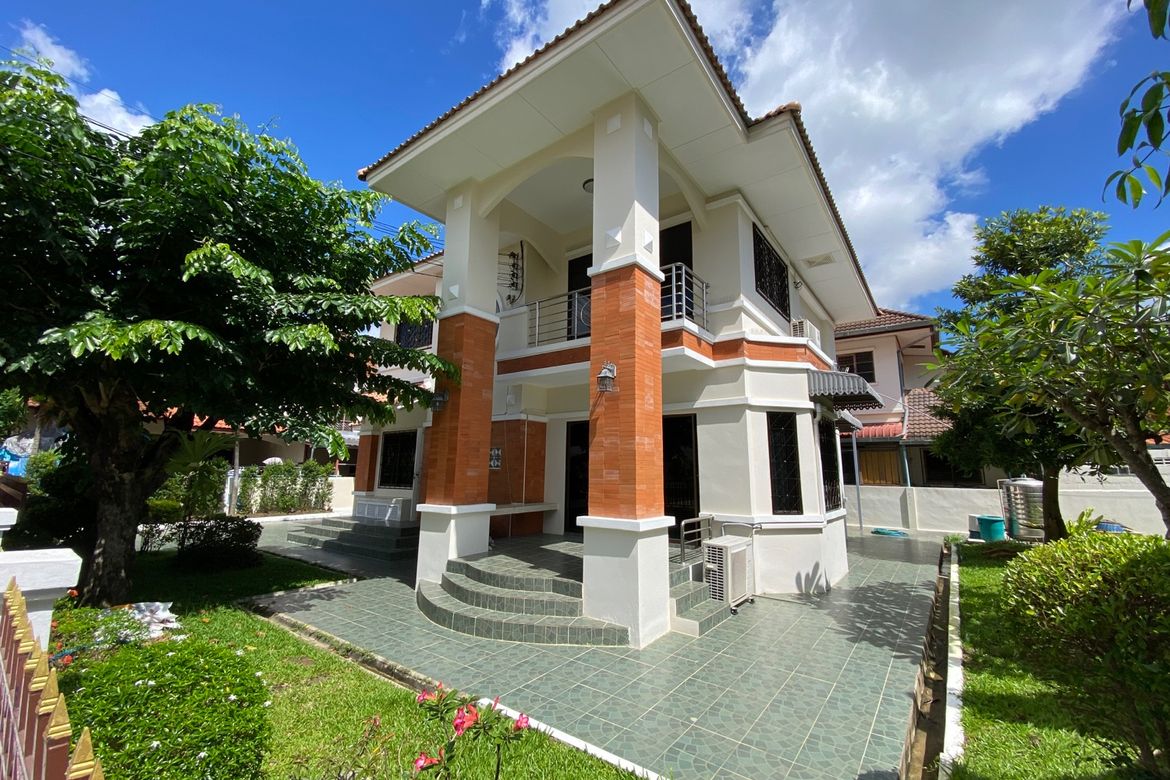 3 bedrooms house for sale at Pimook 2