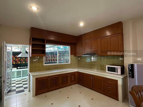 Two-story detached house with 5 bedrooms and 4 bathrooms located in Hang Dong