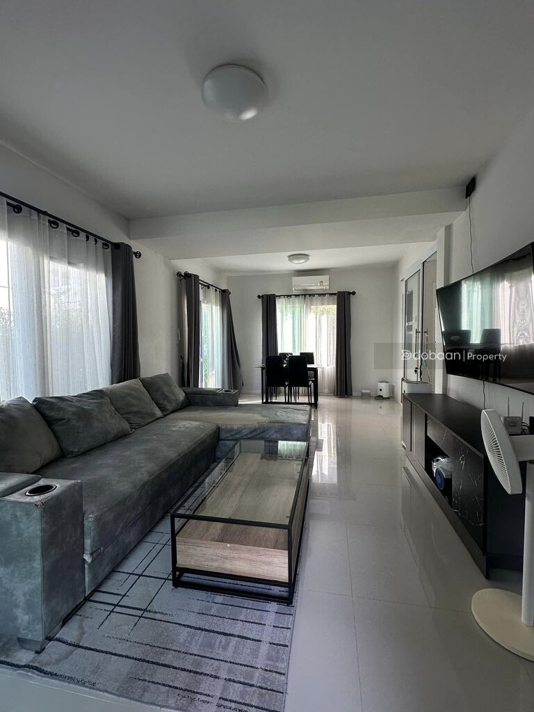 near Charoen Charoen Market.-DB-RSHSHCMISK37