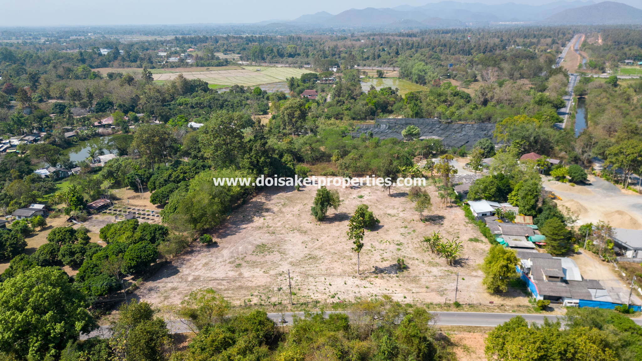 Doi Saket-DSP-(LS393-06) ~6 Rai Plot of Land for Sale Near the 118 Highway in Choeng Doi