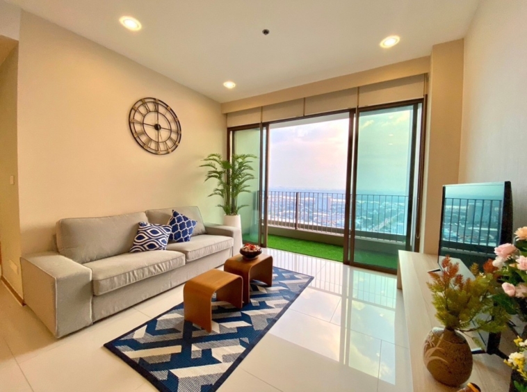 Condo for Rent at The Emporio Place-SS-EMPO11305