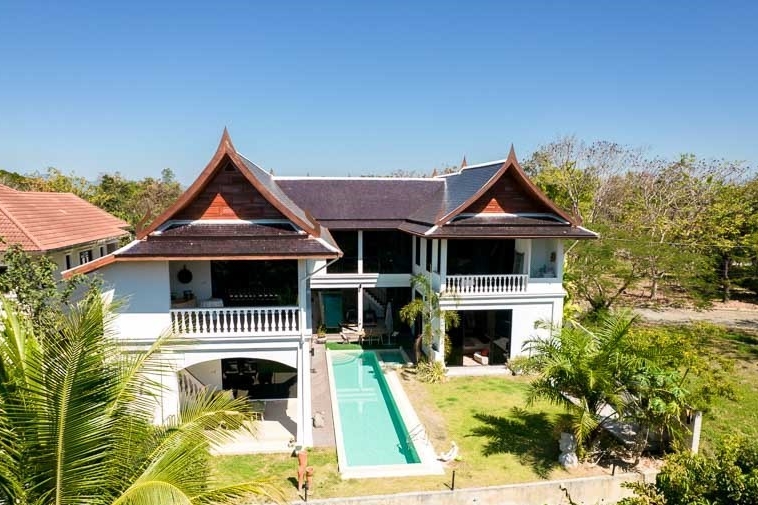 Pool Villa for Sale in San Na Meng