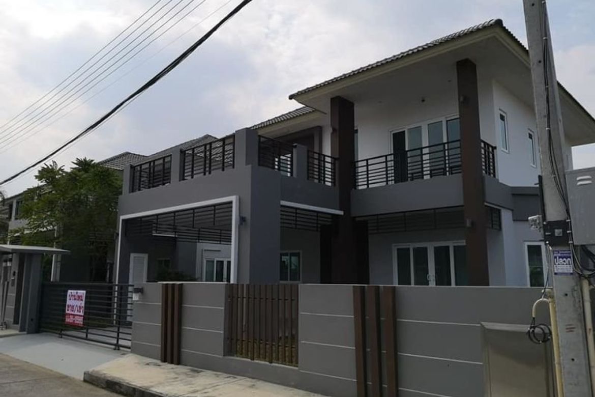 4 Bedroom family home for sale in Sansaran-SM-sta-429