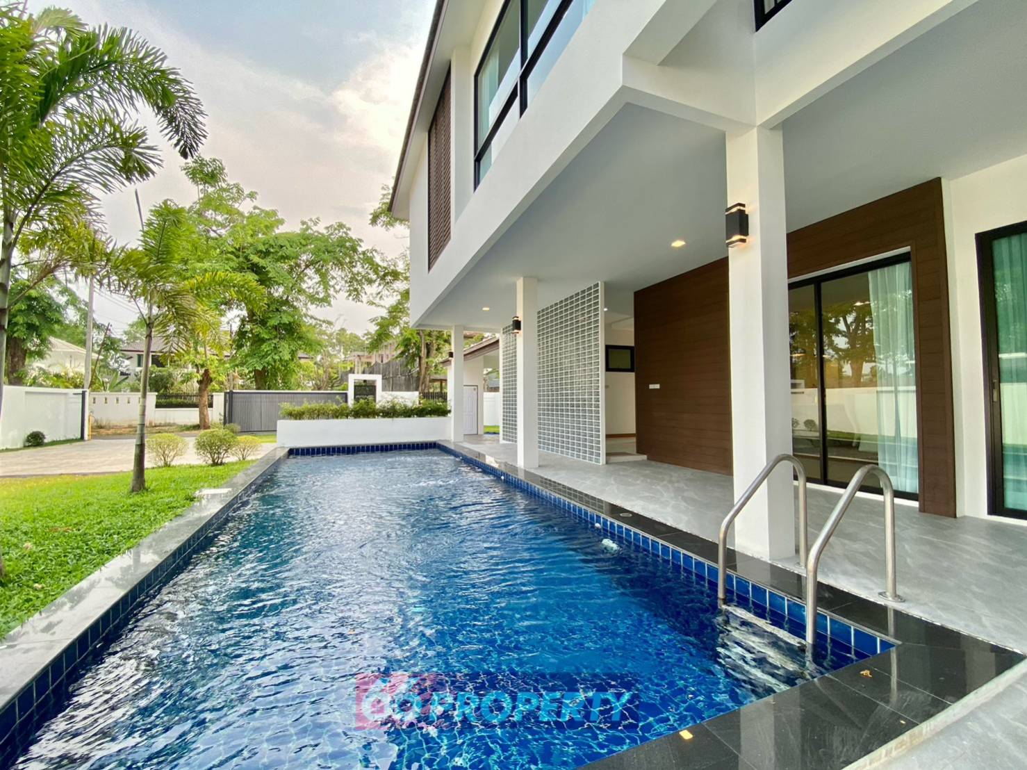 Pool Villa for Sale in San Phak Wan