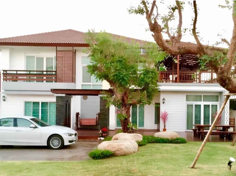 6 Bedroom House-SS-URBA7894