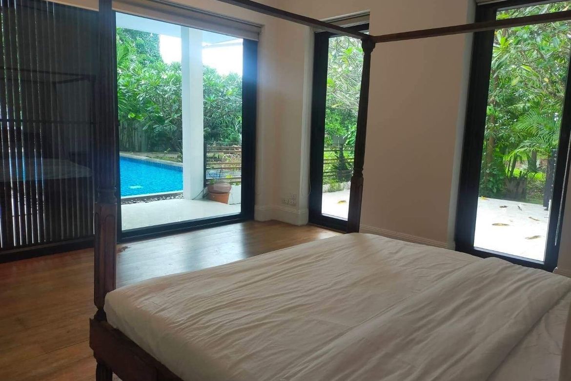 Private Pool Villa House For Sale (with tenants)-SM-sta-1162