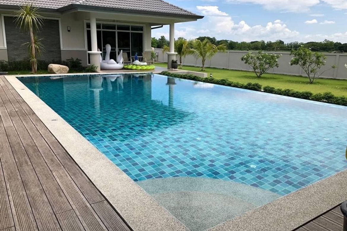 3 Bedrooms Pool villa for Sale with a huge land in San kamphaeng-SM-sta-1536