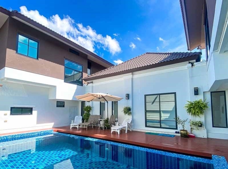 Pool Villa 6 Bedroom House for Rent