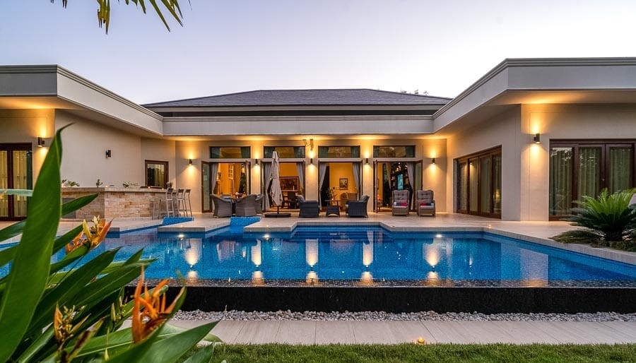 Luxury Single-Story Pool Villa-SS-SAR1394