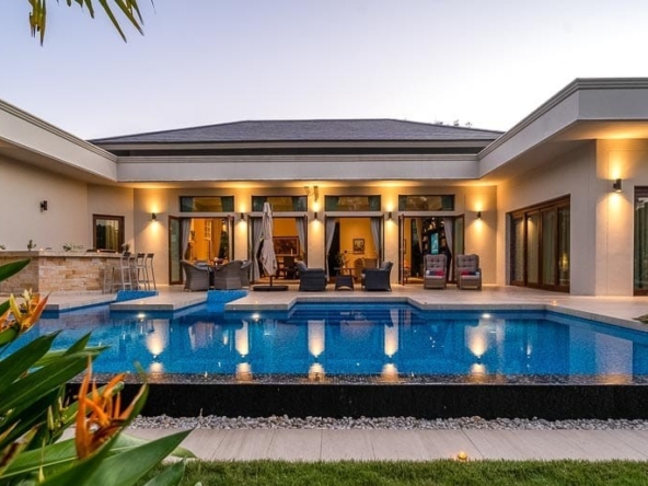 Luxury Single-Story Pool Villa-SS-SAR1394