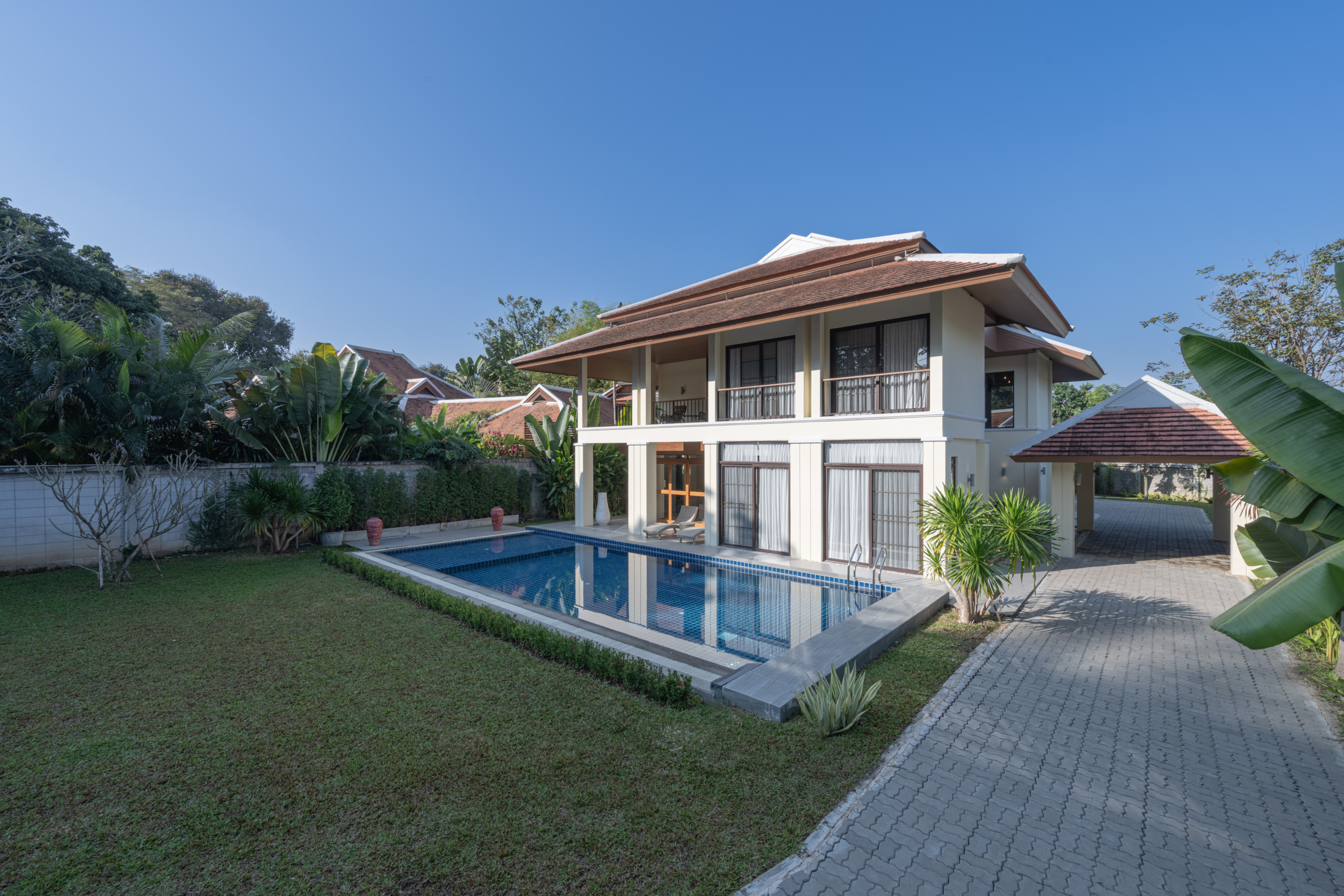 Tropical Pool Villa for Sale in Saraphi-SS-SAR16130