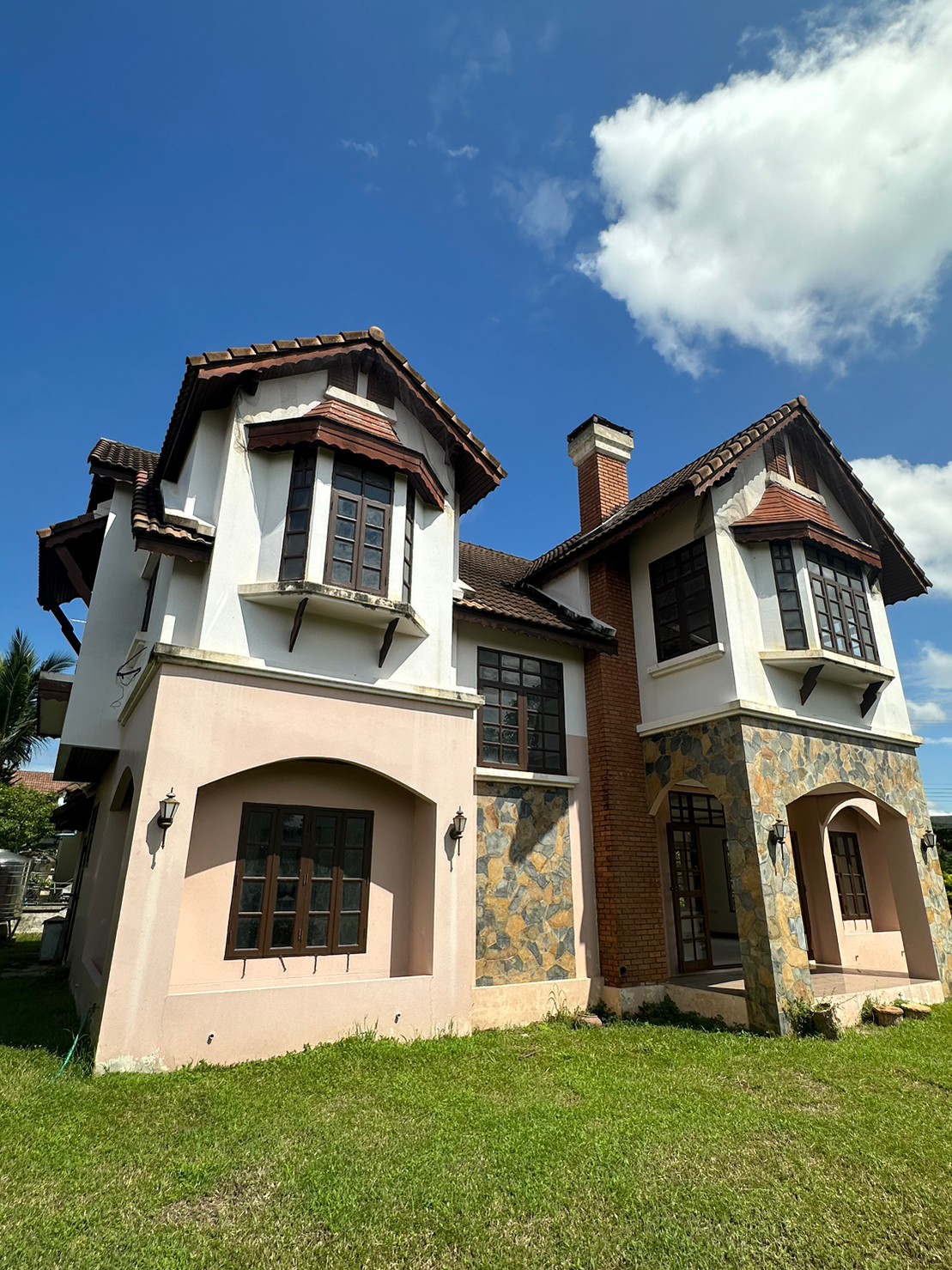 Beautiful 2 story house for sale-IRE-IREHS021