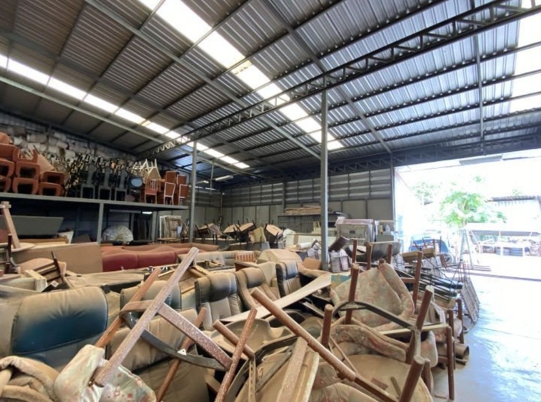 A warehouse for sale in Doi Saket