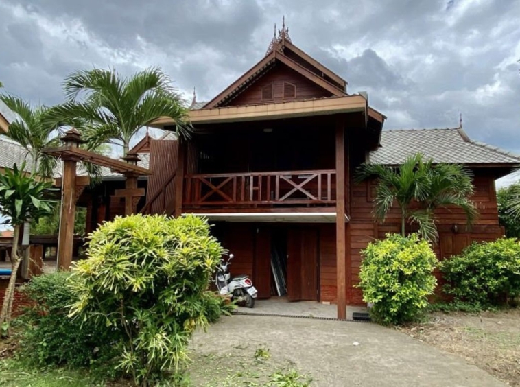 Thai Style Villas for sale in Sankhampeang