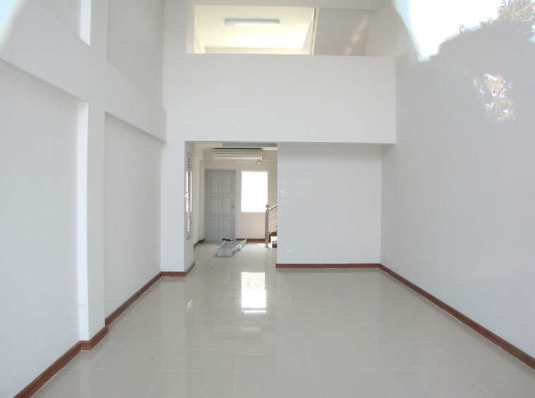 New Shophouse For Sale at The One Place Sanphiseur Muang Chiang Mai-I-3080