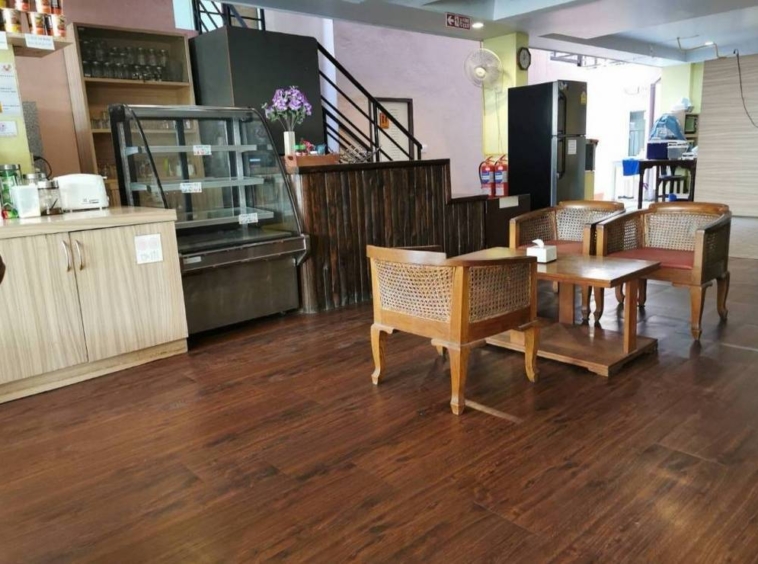 Hostel building and business for sale in Chiang Mai Old City-I-3573