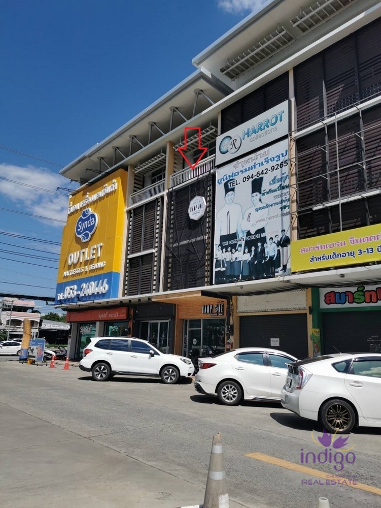 For Sale - 4 storey shop house in front of Arcade Bus Station