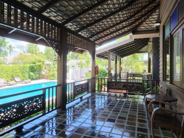 Charming 28 rooms resort for sale-SHG-CMS01