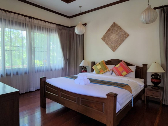 Charming 28 rooms resort for sale-SHG-CMS01