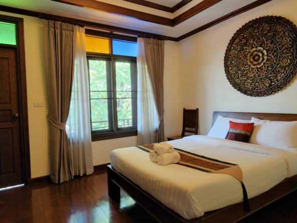 Charming 28 rooms resort for sale-SHG-CMS01