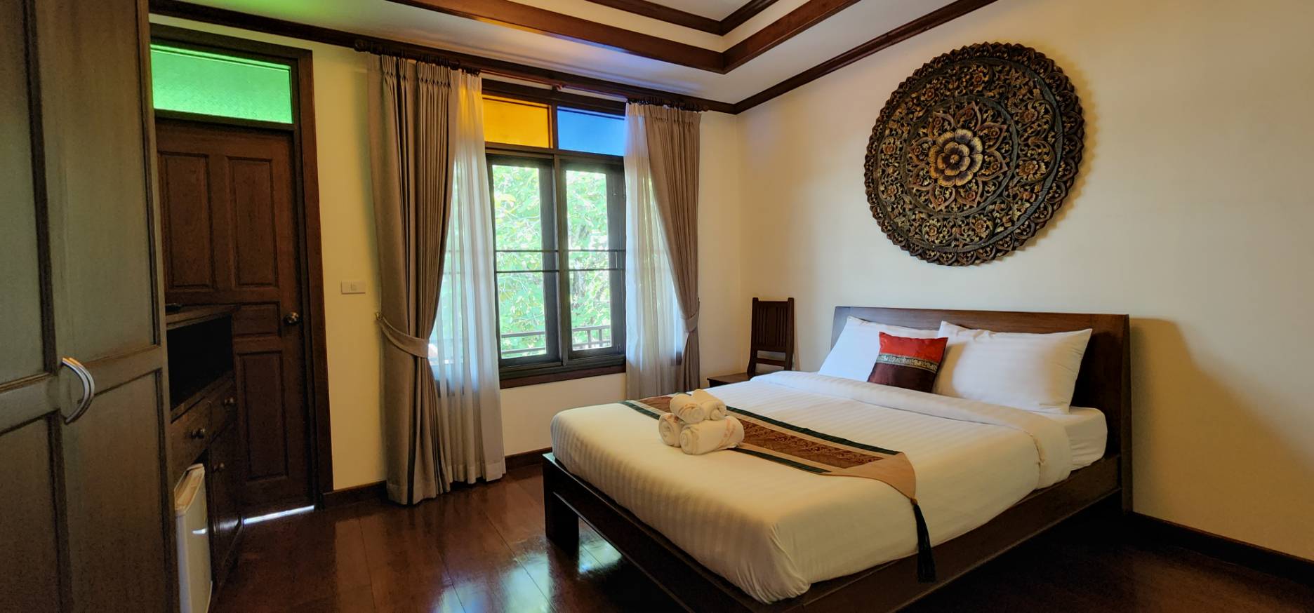 Charming 28 rooms resort for sale-SHG-CMS01