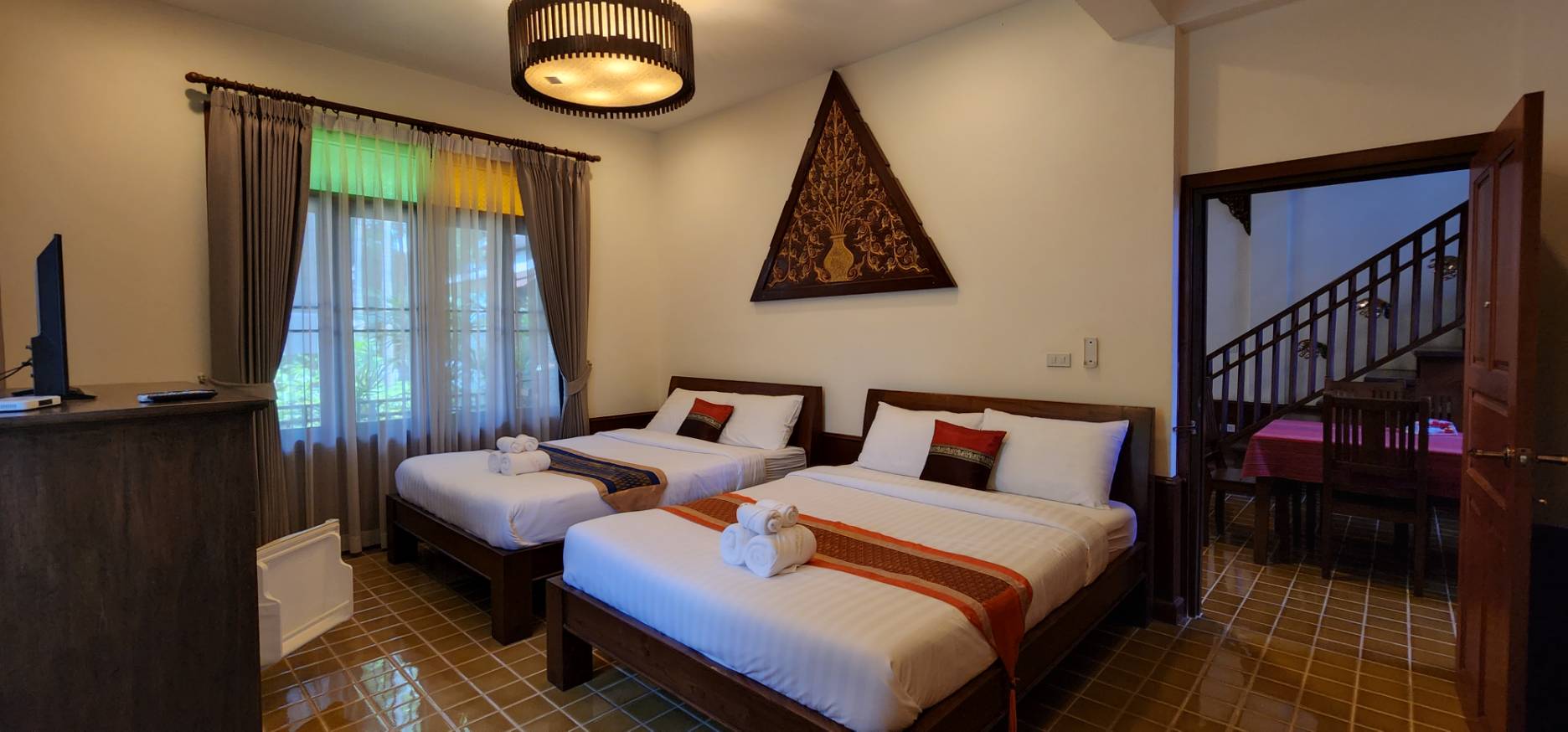 Charming 28 rooms resort for sale-SHG-CMS01