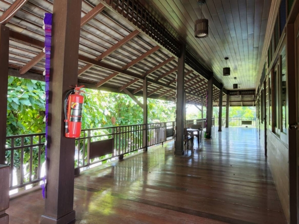 Charming 28 rooms resort for sale-SHG-CMS01