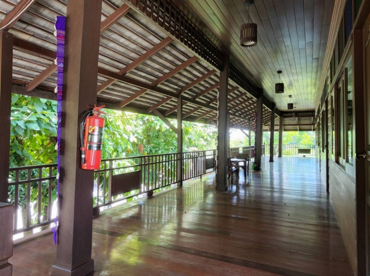 Charming 28 rooms resort for sale-SHG-CMS01