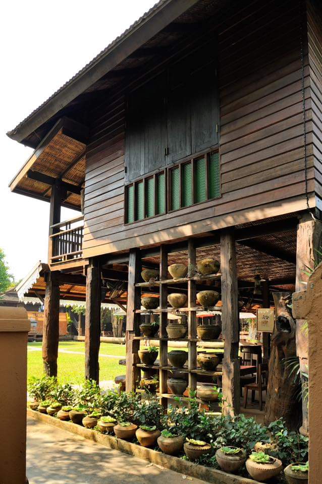 Lanna style resort complex with a resident and restaurant for sale in Chiang Mai town-SHG-CM09