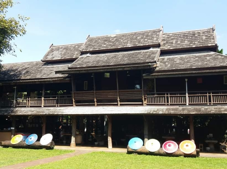 Lanna style resort complex with a resident and restaurant for sale in Chiang Mai town-SHG-CM09