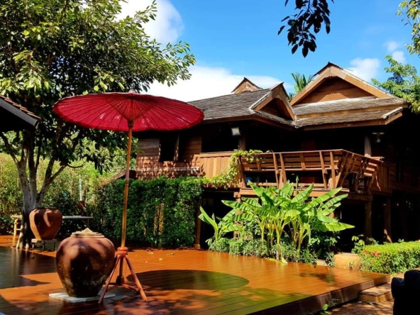 Lanna style resort complex with a resident and restaurant for sale in Chiang Mai town-SHG-CM09