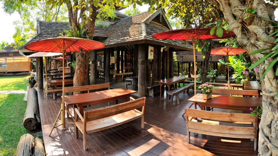 Lanna style resort complex with a resident and restaurant for sale in Chiang Mai town-SHG-CM09