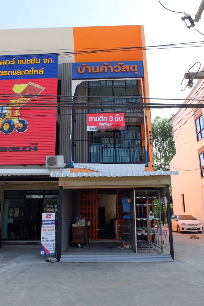 Three Storey Commercial Building Shophouse For Sale Sansai Chiang Mai-I-3102