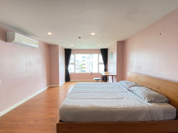 2 bed unit for rent in Nimman area