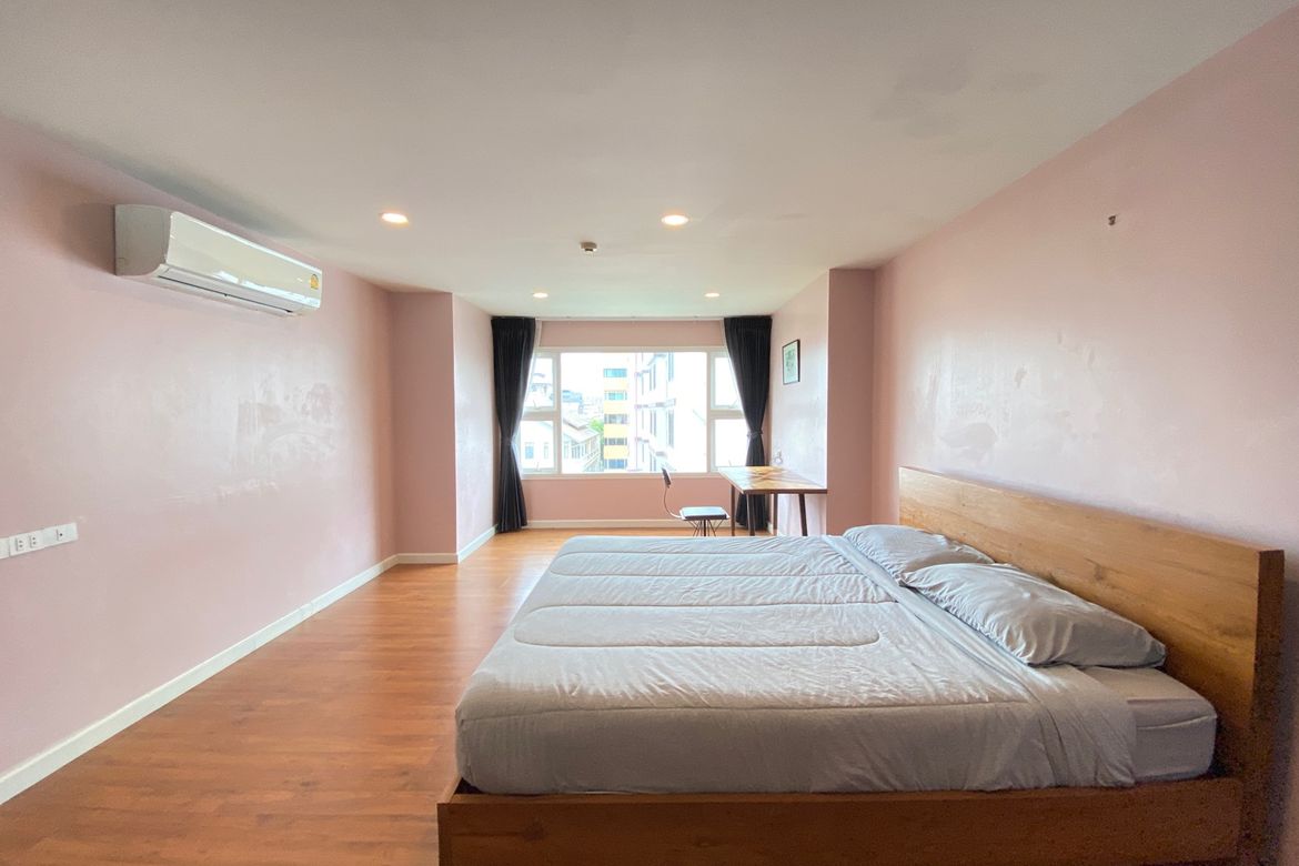 2 bed unit for rent in Nimman area