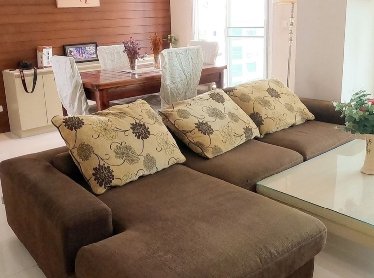 2 bed unit for sale in Chang Klan